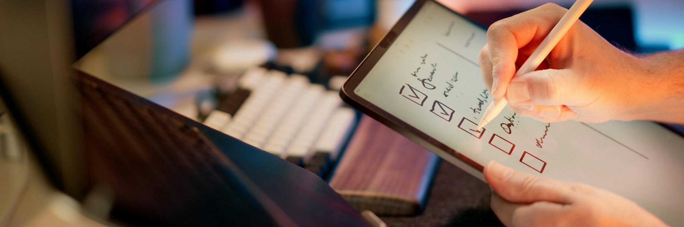 Checkliste auf Tablet